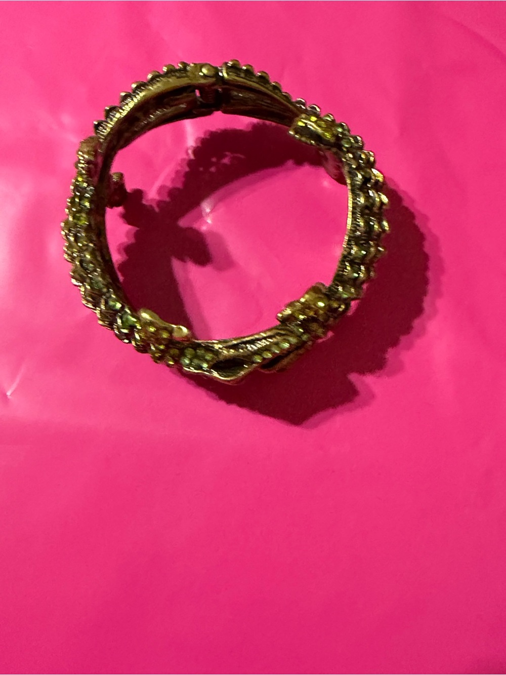 Green Rhinestone Alligator Hinged Bracelet - Picture 4 of 9